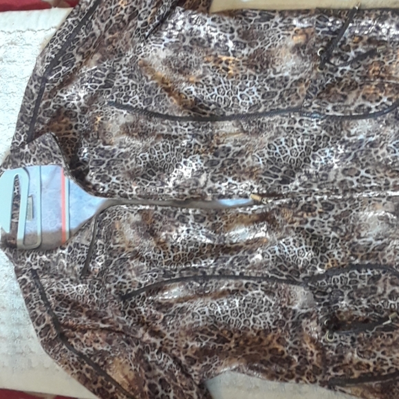 Jacket - Picture 3 of 3